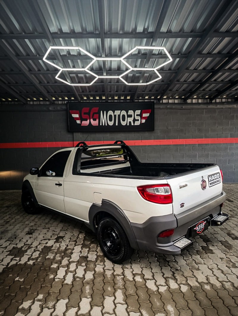 STRADA 1.4 MPI HARD WORKING CD 8V FLEX 2P MANUAL - 2016 - HARMONIA