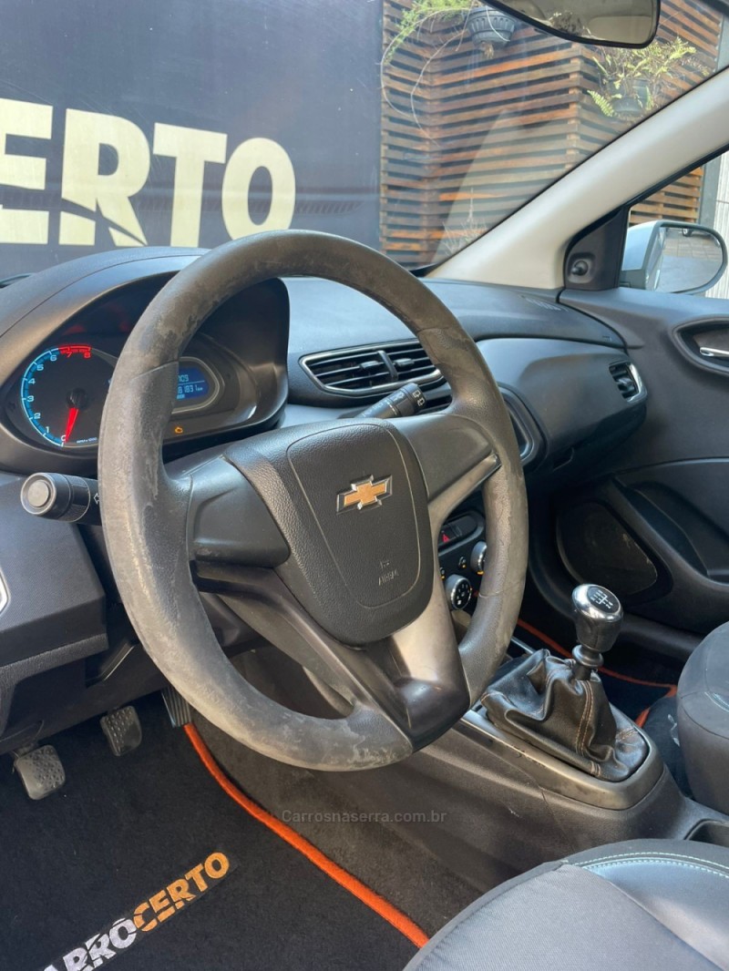 ONIX 1.0 LT 12V FLEX 4P MANUAL - 2013 - NOVO HAMBURGO