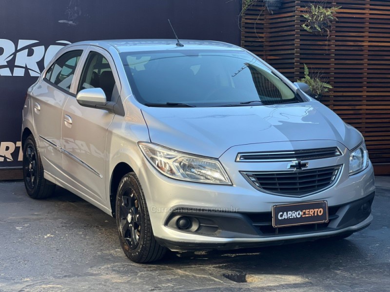 ONIX 1.0 LT 12V FLEX 4P MANUAL - 2013 - NOVO HAMBURGO