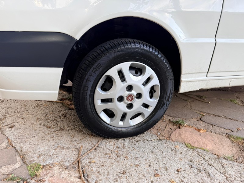 UNO 1.0 MPI MILLE FIRE ECONOMY 8V FLEX 2P MANUAL - 2012 - TRêS COROAS