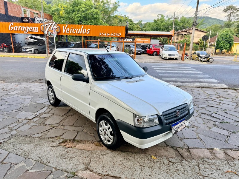 UNO 1.0 MPI MILLE FIRE ECONOMY 8V FLEX 2P MANUAL - 2012 - TRêS COROAS