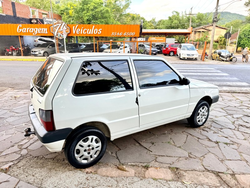 UNO 1.0 MPI MILLE FIRE ECONOMY 8V FLEX 2P MANUAL - 2012 - TRêS COROAS