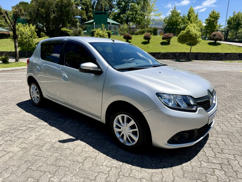 SANDERO 1.6 EXPRESSION 8V FLEX 4P MANUAL - 2016 - CAXIAS DO SUL