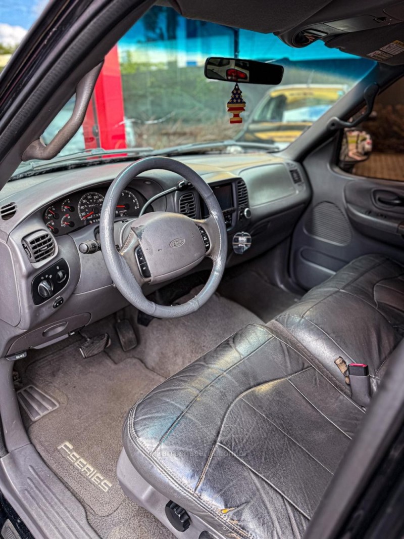 F-150 5.4 XLT 4X2 CD V8 24V GASOLINA 4P AUTOMÁTICO - 2001 - CANELA