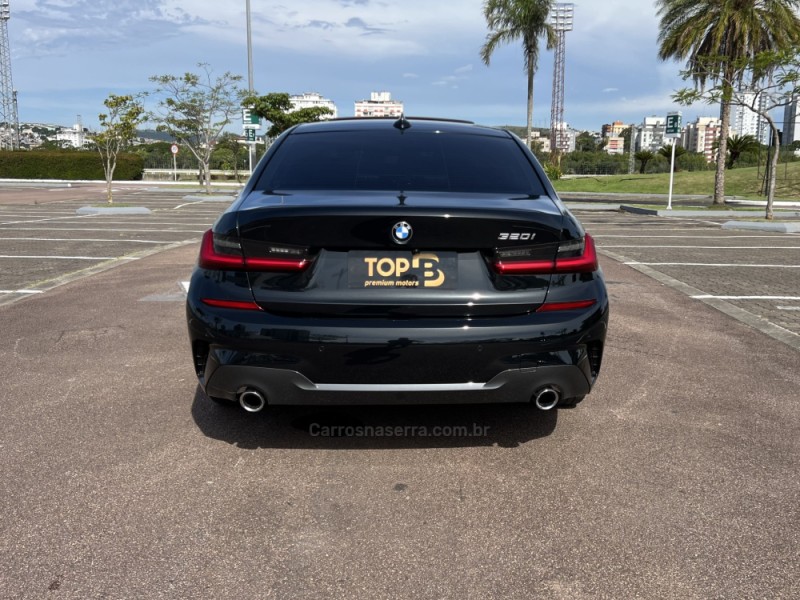 320I 2.0 M SPORT 16V TURBO ACTIVEFLEX 4P AUTOMÁTICO - 2021 - PORTO ALEGRE