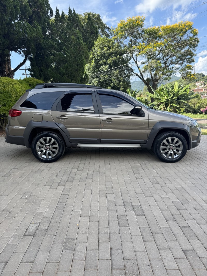 PALIO 1.8 MPI ADVENTURE WEEKEND 16V FLEX 4P MANUAL - 2016 - ENCANTADO