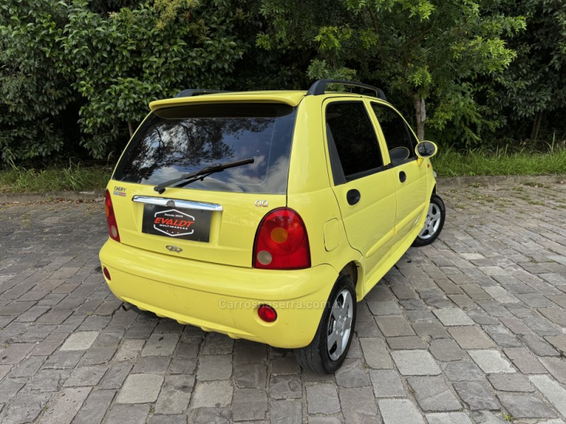 QQ 1.1 MPFI 16V GASOLINA 4P MANUAL - 2012 - CAXIAS DO SUL