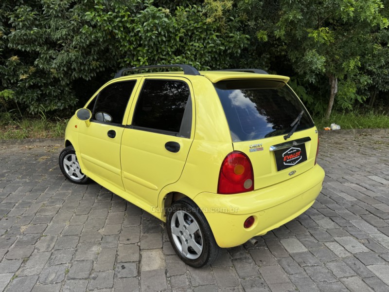 QQ 1.1 MPFI 16V GASOLINA 4P MANUAL - 2012 - CAXIAS DO SUL