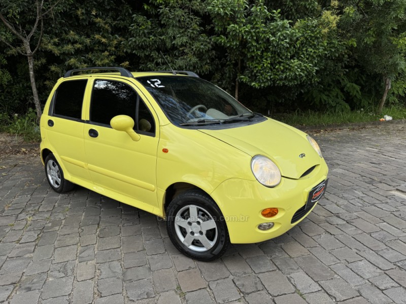 QQ 1.1 MPFI 16V GASOLINA 4P MANUAL - 2012 - CAXIAS DO SUL