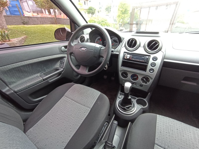 FIESTA 1.6 ROCAM SE SEDAN 8V FLEX 4P MANUAL - 2014 - BENTO GONçALVES