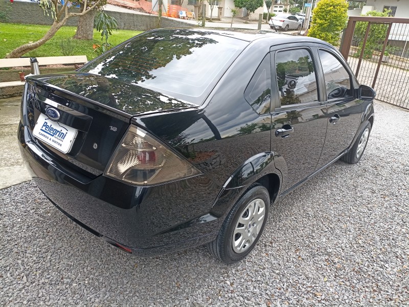FIESTA 1.6 ROCAM SE SEDAN 8V FLEX 4P MANUAL - 2014 - BENTO GONçALVES