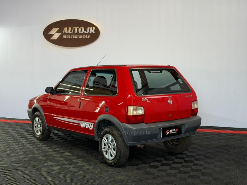 UNO 1.0 WAY 8V FLEX 2P MANUAL - 2012 - VACARIA