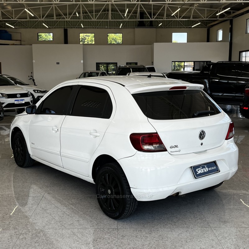 GOL 1.0 12V MPI TOTALFLEX 4P MANUAL - 2012 - VACARIA