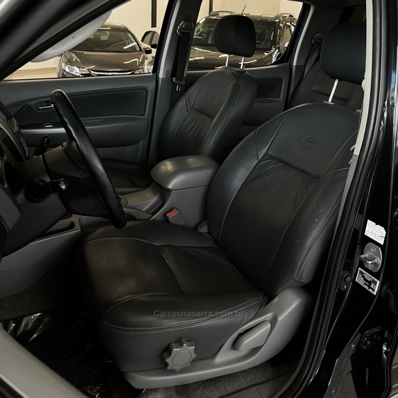 HILUX 3.0 SRV 4X4 CD 16V TURBO INTERCOOLER DIESEL 4P AUTOMÁTICO - 2011 - VACARIA