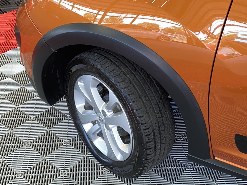 SANDERO 1.6 STEPWAY 8V FLEX 4P AUTOMATIZADO - 2015 - CAXIAS DO SUL