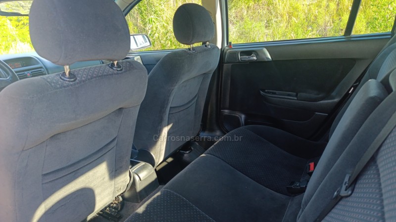 ASTRA 2.0 MPFI ADVANTAGE 8V FLEX 4P MANUAL - 2011 - CAXIAS DO SUL