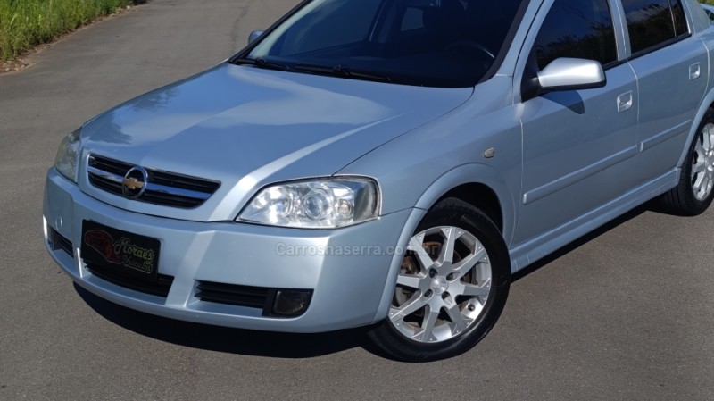 ASTRA 2.0 MPFI ADVANTAGE 8V FLEX 4P MANUAL - 2011 - CAXIAS DO SUL