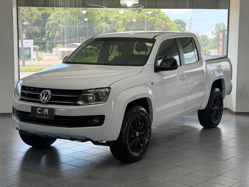 AMAROK 2.0 TRENDLINE 4X4 CD 16V TURBO INTERCOOLER DIESEL 4P AUTOMÁTICO - 2013 - CAXIAS DO SUL