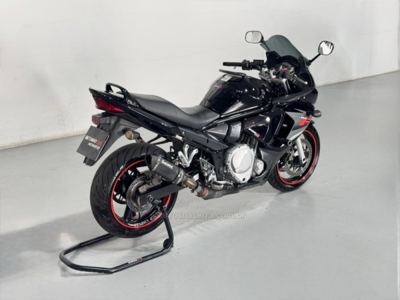 GSX 650 F - 2011 - ESTâNCIA VELHA