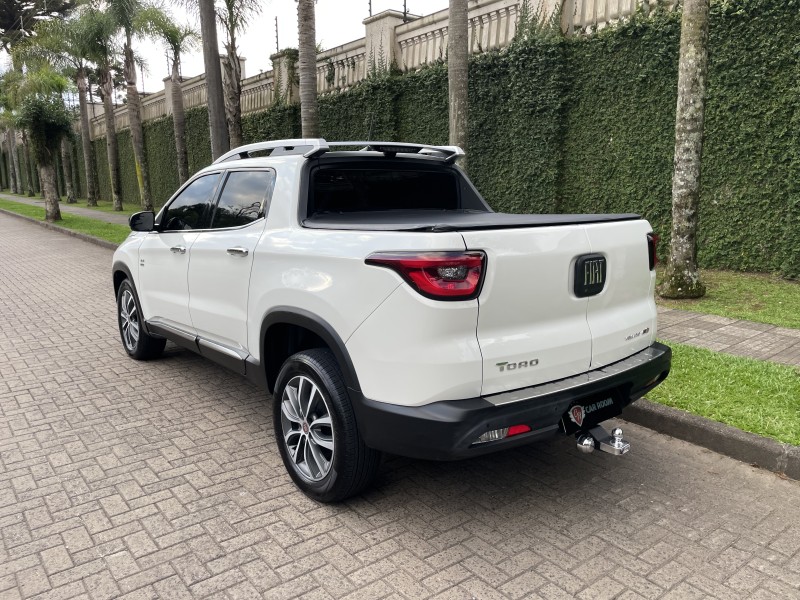 TORO 2.0 16V TURBO DIESEL VOLCANO AT9 4X4 AUTOMÁTICO - 2020 - CAXIAS DO SUL