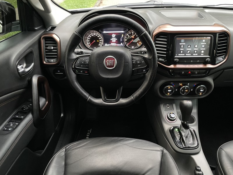 TORO 2.0 16V TURBO DIESEL VOLCANO AT9 4X4 AUTOMÁTICO - 2020 - CAXIAS DO SUL