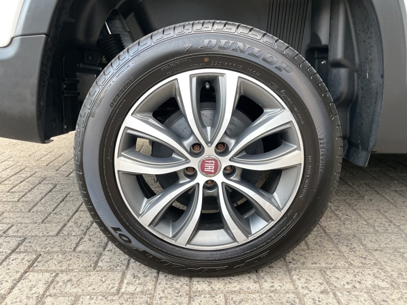 TORO 2.0 16V TURBO DIESEL VOLCANO AT9 4X4 AUTOMÁTICO - 2020 - CAXIAS DO SUL