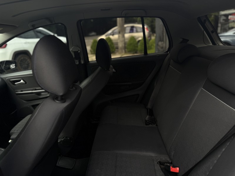 FOX 1.6 MSI COMFORTLINE 8V FLEX 4P MANUAL - 2015 - NOVA PETRóPOLIS