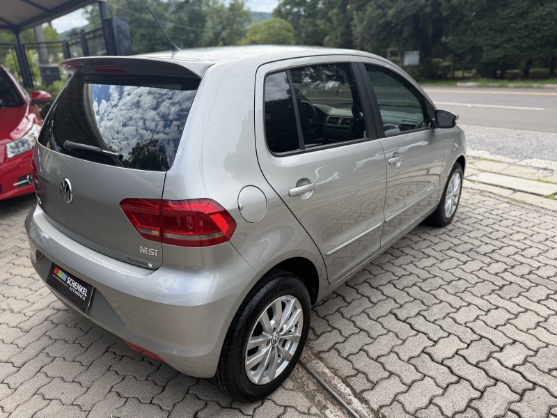 FOX 1.6 MSI COMFORTLINE 8V FLEX 4P MANUAL - 2015 - NOVA PETRóPOLIS