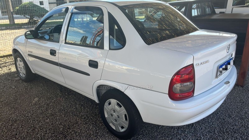 CLASSIC 1.0 MPFI SPIRIT 8V FLEX 4P MANUAL - 2007 - VERANóPOLIS