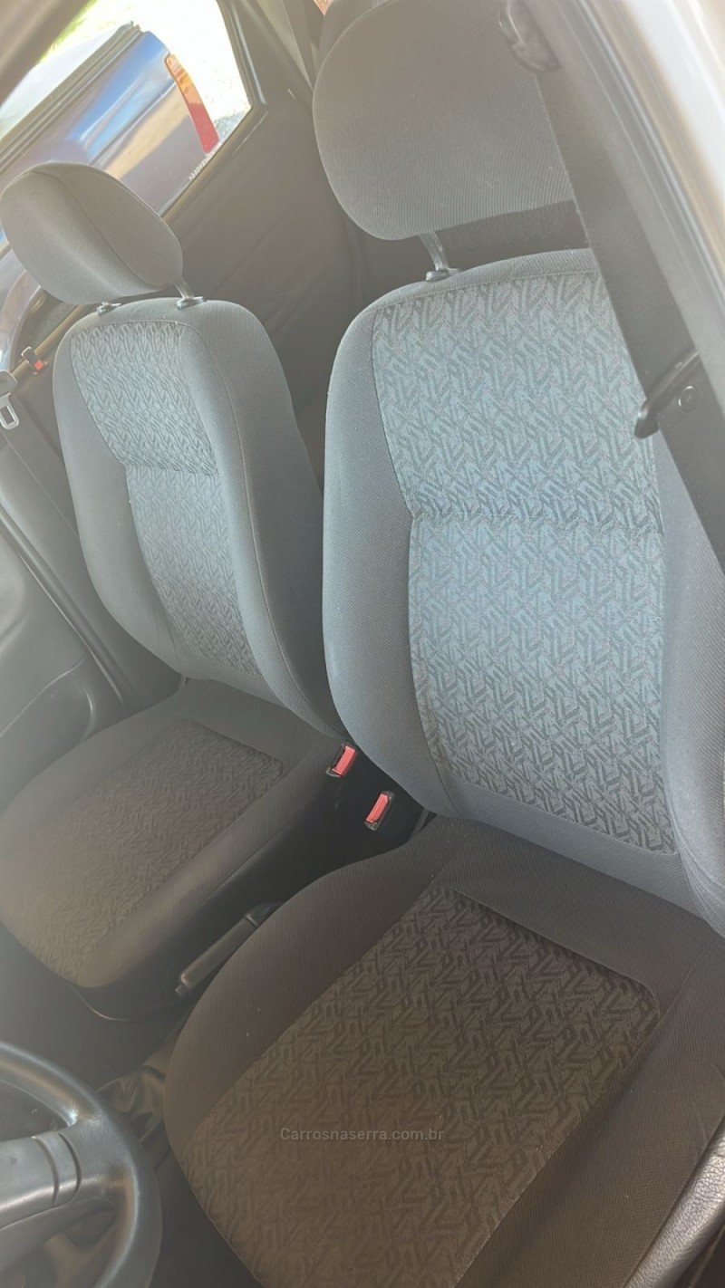 CLASSIC 1.0 MPFI SPIRIT 8V FLEX 4P MANUAL - 2007 - VERANóPOLIS