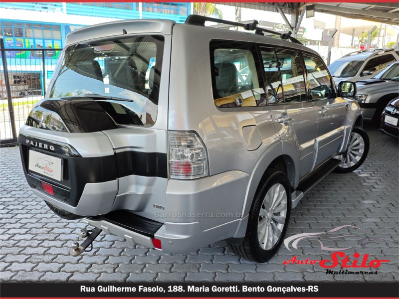 PAJERO FULL 3.2 HPE 4X4 16V DIESEL 4P AUTOMÁTICO - 2016 - BENTO GONçALVES