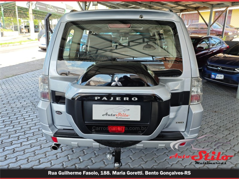 PAJERO FULL 3.2 HPE 4X4 16V DIESEL 4P AUTOMÁTICO - 2016 - BENTO GONçALVES