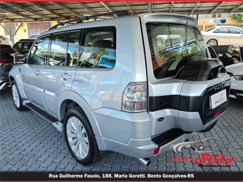 PAJERO FULL 3.2 HPE 4X4 16V DIESEL 4P AUTOMÁTICO - 2016 - BENTO GONçALVES