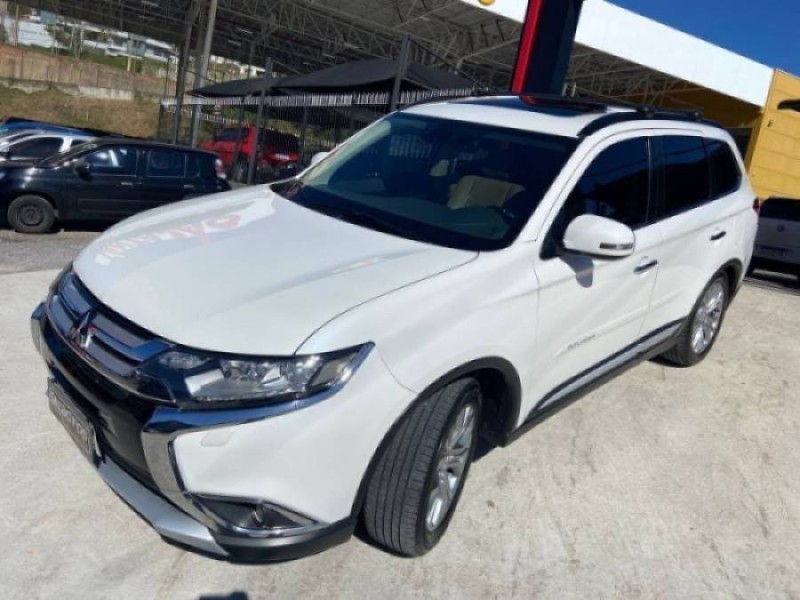 OUTLANDER 2.2 4X4 16V DIESEL 4P AUTOMÁTICO - 2016 - CAXIAS DO SUL