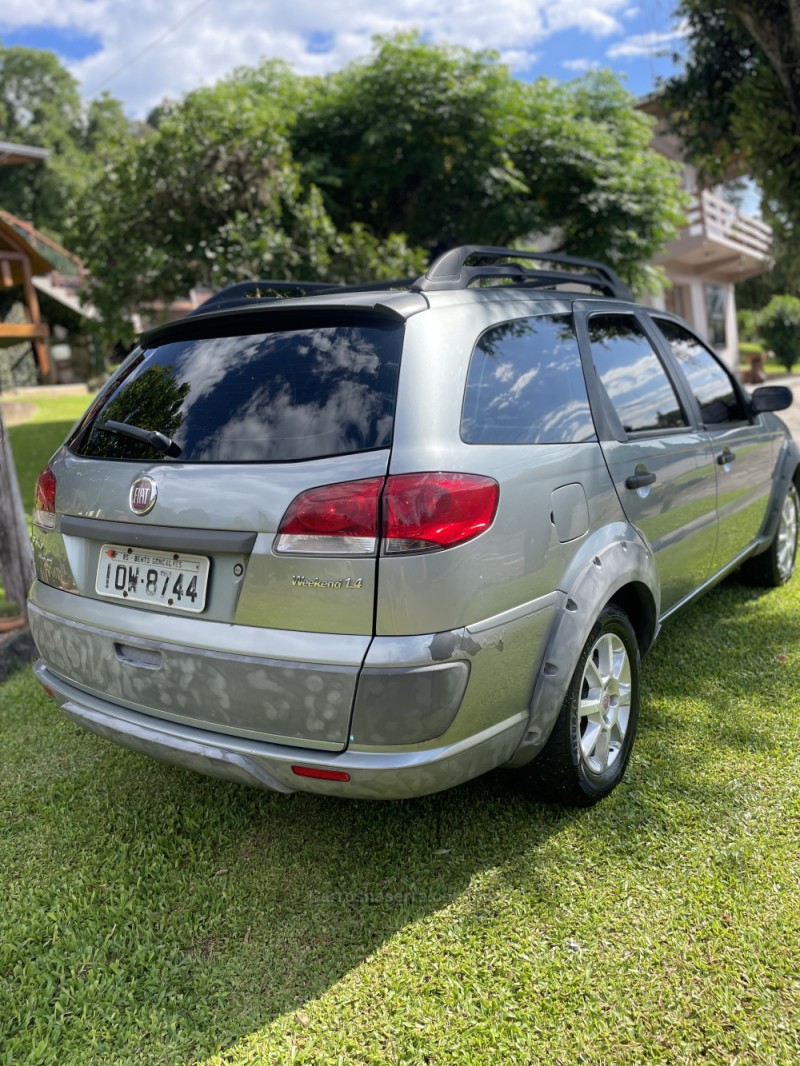 PALIO 1.4 MPI FIRE ELX WEEKEND 8V FLEX 4P MANUAL - 2009 - BENTO GONçALVES