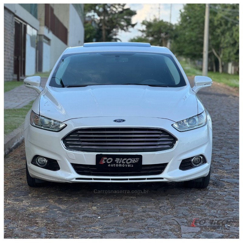 FUSION 2.0 TITANIUM GTDI ECOBOOST FWD GASOLINA 4P AUTOMÁTICO - 2014 - CAMPO BOM