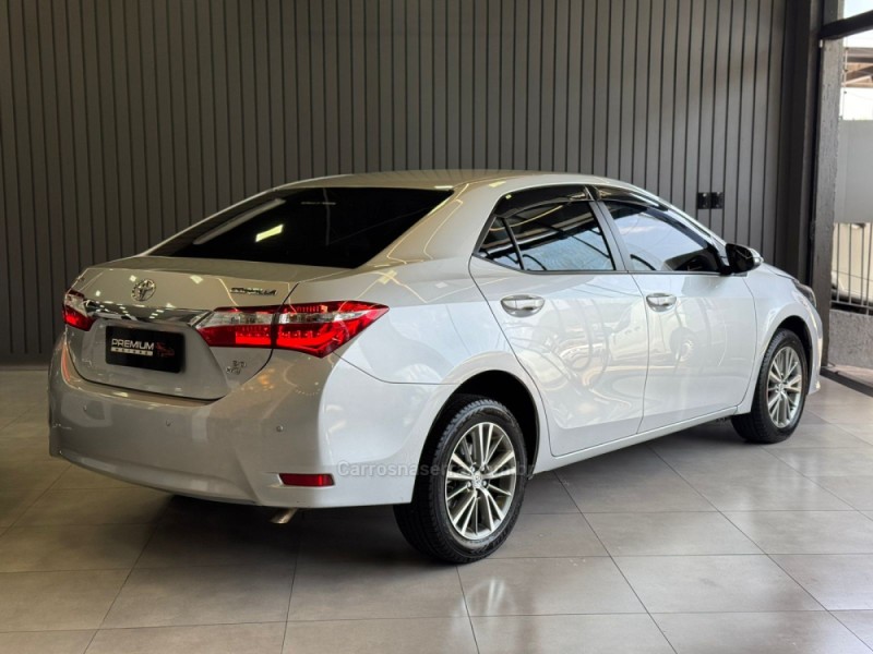 COROLLA 2.0 XEI 16V FLEX 4P AUTOMÁTICO - 2015 - DOIS IRMãOS