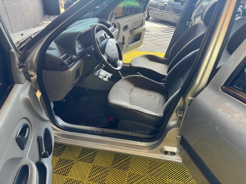 CLIO 1.0 CAMPUS 16V FLEX 4P MANUAL - 2010 - CAXIAS DO SUL