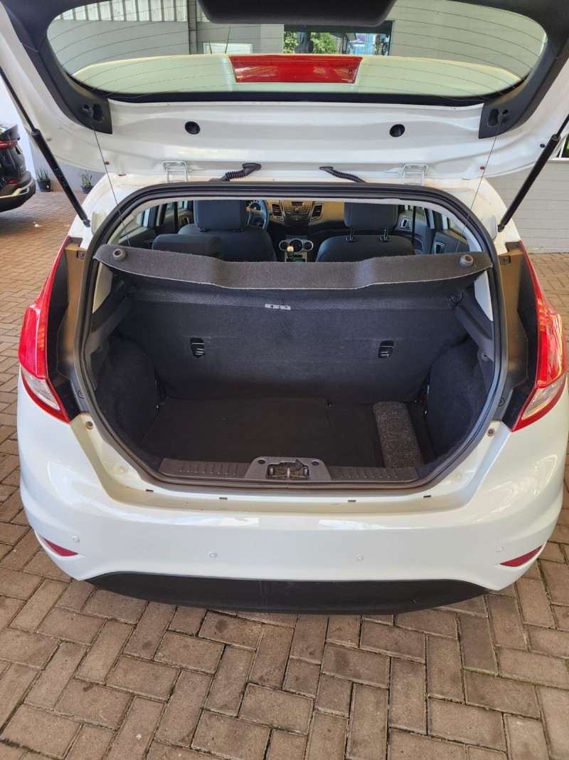 FIESTA 1.5 SE HATCH 16V FLEX 4P MANUAL - 2015 - CAXIAS DO SUL