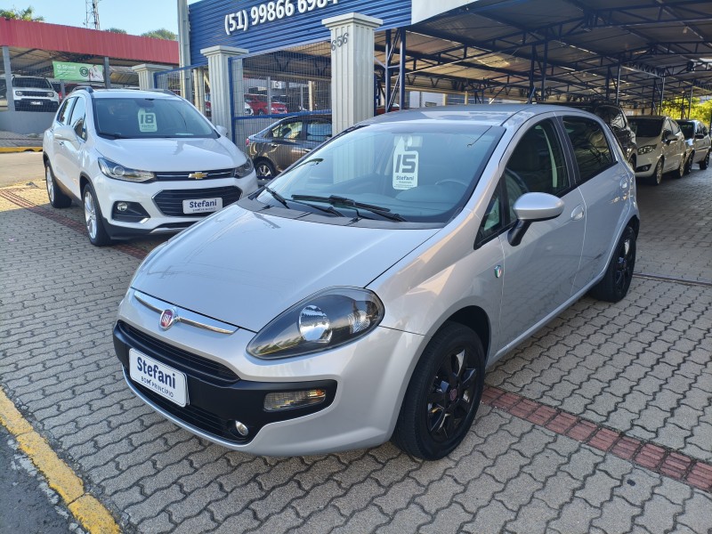 punto 1.4 attractive italia 8v flex 4p manual 2015 bom principio