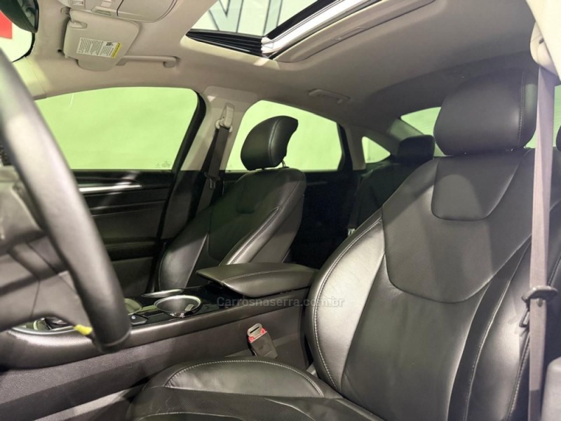 FUSION 2.0 TITANIUM AWD 16V GASOLINA 4P AUTOMÁTICO - 2013 - NOVO HAMBURGO