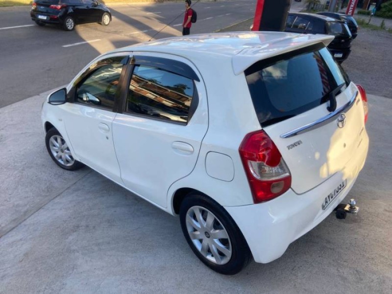 ETIOS 1.5 XLS 16V FLEX 4P MANUAL - 2014 - CAXIAS DO SUL