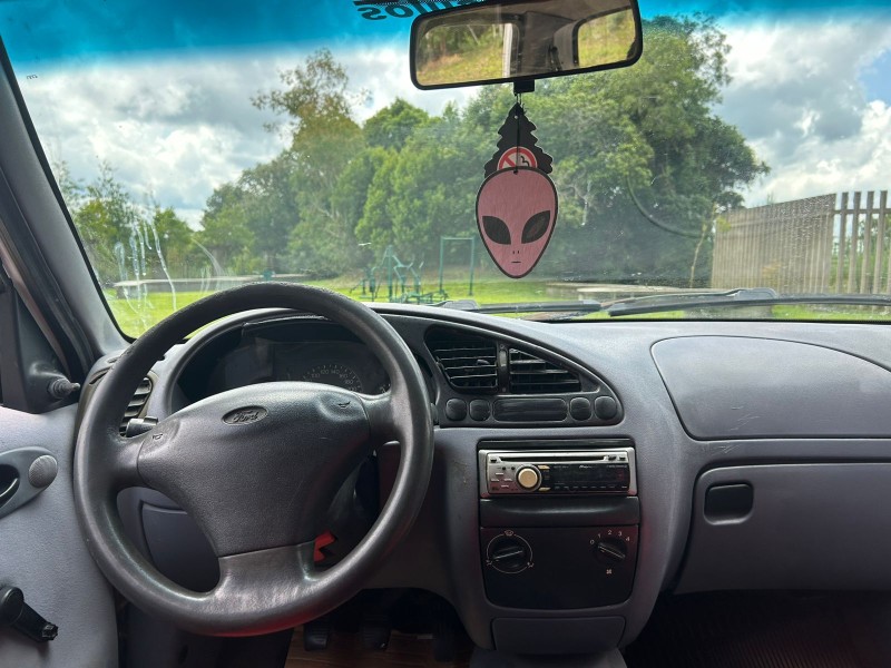 FIESTA 1.0 MPI 8V GASOLINA 4P MANUAL - 1999 - CANELA