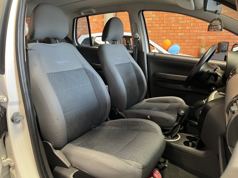 CROSSFOX 1.6 MI FLEX 8V 4P MANUAL - 2005 - BENTO GONçALVES