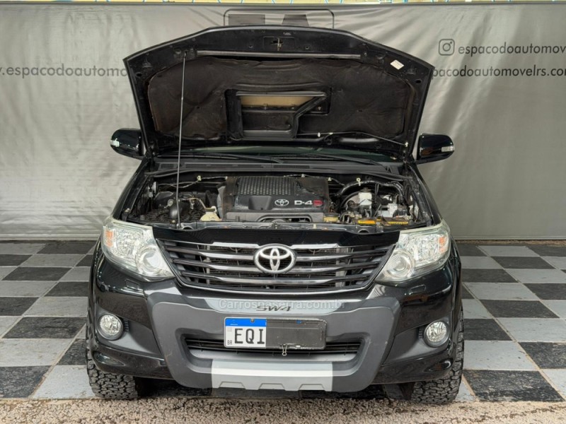 HILUX SW4 3.0 SRV 4X4 7 LUGARES 16V TURBO INTERCOOLER DIESEL 4P AUTOMÁTICO - 2012 - NOVA PRATA