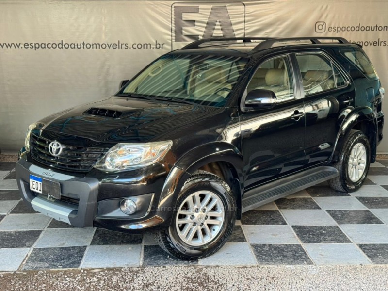 hilux sw4 3.0 srv 4x4 7 lugares 16v turbo intercooler diesel 4p automatico 2012 nova prata