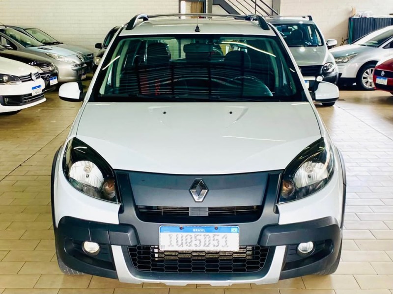 SANDERO 1.6 STEPWAY 8V FLEX 4P MANUAL - 2014 - CAXIAS DO SUL