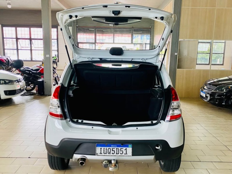 SANDERO 1.6 STEPWAY 8V FLEX 4P MANUAL - 2014 - CAXIAS DO SUL