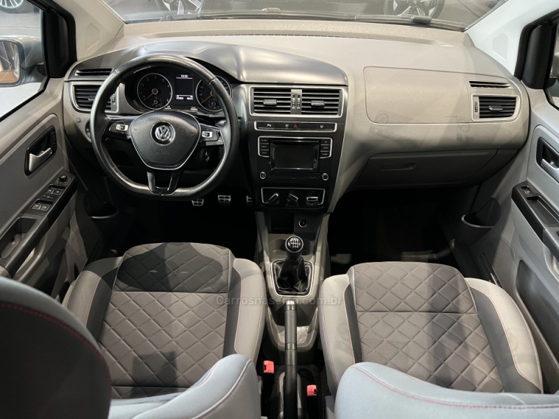 FOX 1.6 MSI HIGHLINE 16V FLEX 4P MANUAL - 2016 - CAXIAS DO SUL