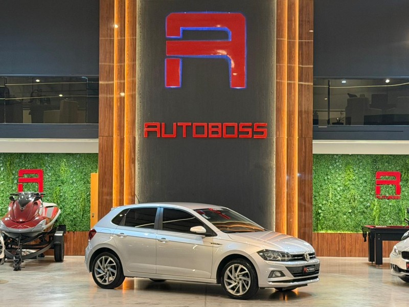 polo 1.0	200 tsi highline automatico  2019 novo hamburgo